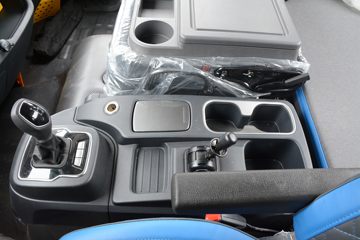 ���� ŷ��R proϵ 220���� 6.8��AMT�Զ��������ػ���(����)(BJ1186VKPFK-1M)ͼƬ