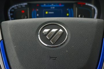 ���� ŷ��R proϵ 220���� 6.8��AMT�Զ��������ػ���(����)(BJ1186VKPFK-1M)ͼƬ