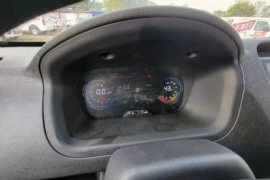 睿行EM80 电动封闭厢货驾驶室图片