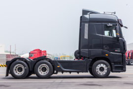 智卡&nbsp;牵引车外观                                                图片