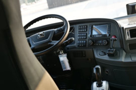 智卡&nbsp;牵引车驾驶室                                               图片