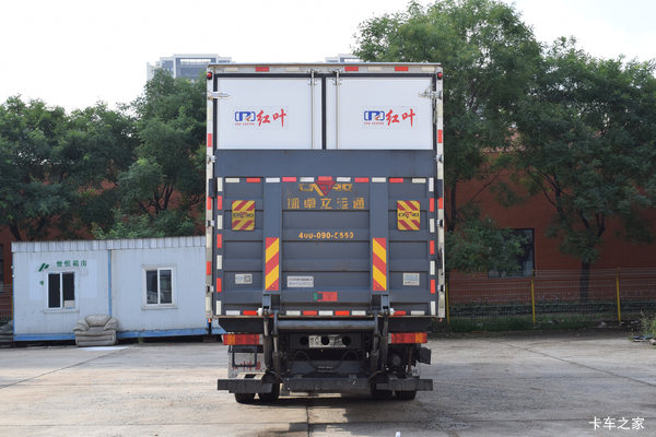 东风商用车底盘冷藏车沈阳市火热促销中 让利高达0.2万