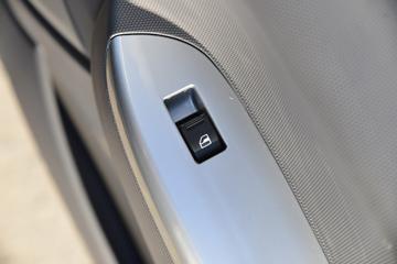 ���� �������� 156���� 4X2 4.085����س�(4.33�ٱ�)ͼƬ