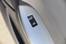 奥铃速运&nbsp;冷藏车驾驶室图片