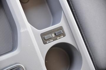 ���� �������� 156���� 4X2 4.085����س�(4.33�ٱ�)ͼƬ