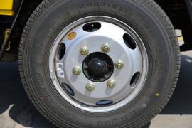 K6&nbsp;载货车底盘                                                图片