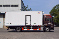 青岛解放 JK6 260马力 4X2 6.8米冷藏车(红叶牌)(MHY5180XLCCAK)