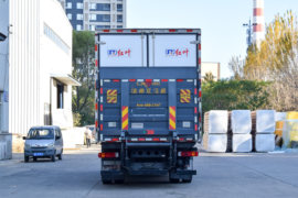 一汽解放底盘 冷藏车外观图片