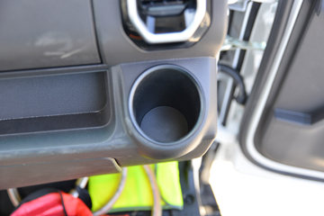 ���� ����M3 ������ 2.2L 95���� CNG 4.16�׵�����ʽ�Ῠ(KMC5043XXYNG336DP6)ͼƬ