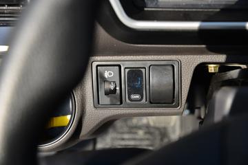 ���� ����M3 ������ 2.2L 95���� CNG 4.16�׵�����ʽ�Ῠ(KMC5043XXYNG336DP6)ͼƬ