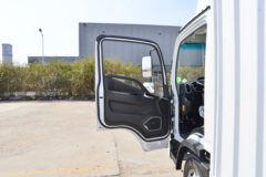 凯马 凯捷M3 尊享版 2.2L 95马力 CNG 4.16米单排厢式轻卡(KMC5043XXYNG336DP6)