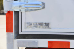 凯马 凯捷M3 尊享版 2.2L 95马力 CNG 4.16米单排厢式轻卡(KMC5043XXYNG336DP6)