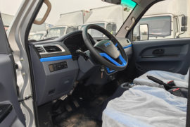 T5LEV 电动载货车内饰图片