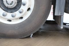 东风商用车 天龙旗舰KX 王者版 600马力 6X4 AMT自动挡牵引车(国六)(DFH4250CX7)