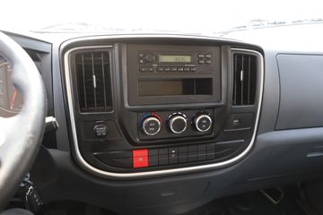 �����Ῠ ����Z1 ������ 4.18�׵��Ŵ��綯��ʽ�Ῠ81.14kWhͼƬ