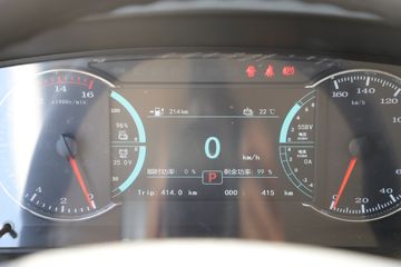 �����Ῠ ����Z1 ������ 4.18�׵��Ŵ��綯��ʽ�Ῠ81.14kWhͼƬ