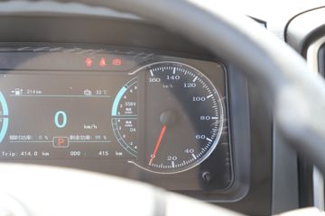 �����Ῠ ����Z1 ������ 4.18�׵��Ŵ��綯��ʽ�Ῠ81.14kWhͼƬ