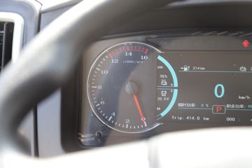 �����Ῠ ����Z1 ������ 4.18�׵��Ŵ��綯��ʽ�Ῠ81.14kWhͼƬ