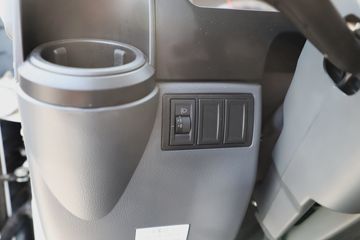 �����Ῠ ����Z1 ������ 4.18�׵��Ŵ��綯��ʽ�Ῠ81.14kWhͼƬ