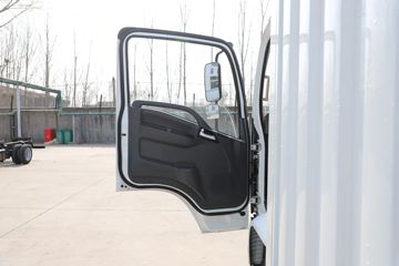 �����Ῠ ����Z1 ������ 4.18�׵��Ŵ��綯��ʽ�Ῠ81.14kWhͼƬ