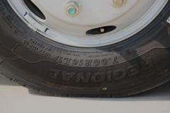 陕汽轻卡 德蓝Z1 基础型 4.18米单排纯电动厢式轻卡(YTQ5042XXYJEEV334)81.14kWh 陕汽轻卡 德蓝Z1 基础型 4.18米单排纯电动厢式轻卡(YTQ5042XXYJEEV334)81.14kWh