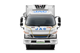 骏铃HV5&nbsp;电动冷藏车外观图片