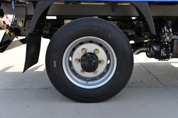 ���� ����M1 130���� 4X2 3.2����ж��(����)(KMC3041SA268DP6)ͼƬ