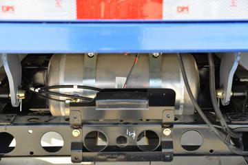 ���� ����M1 130���� 4X2 3.2����ж��(����)(KMC3041SA268DP6)ͼƬ