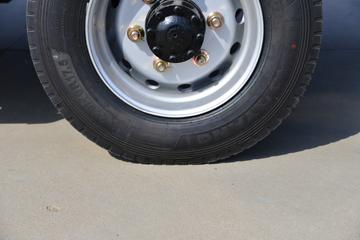 ���� ����M1 130���� 4X2 3.2����ж��(����)(KMC3041SA268DP6)ͼƬ