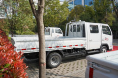 福田 奥铃M卡 1.6L 122马力 汽油 3.19米双排栏板小卡(液刹)