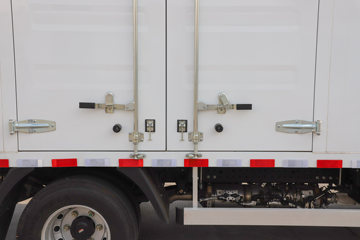 �����Ῠ �����K1 ������ 130���� 4.18��AMT�Զ���������ʽ�Ῠ(����)ͼƬ