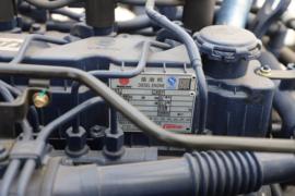 雪龙德龙K1&nbsp;冷藏车底盘图片