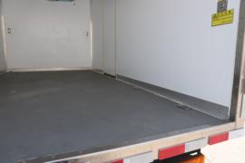 雪龙德龙K1&nbsp;冷藏车上装图片