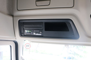 �������� ����H5V 270���� 4X2 6.8�ײ�դʽ�ػ���(LZ5180CCYH5AC1)ͼƬ