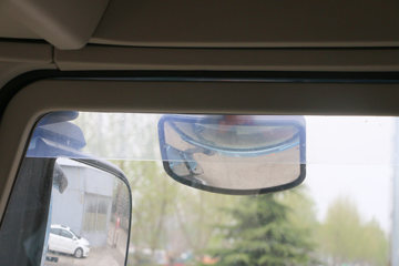 �������� ����H5V 270���� 4X2 6.8�ײ�դʽ�ػ���(LZ5180CCYH5AC1)ͼƬ