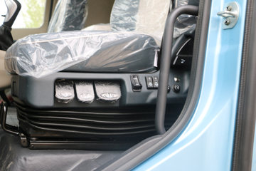 �������� ����H5V 270���� 4X2 6.8�ײ�դʽ�ػ���(LZ5180CCYH5AC1)ͼƬ