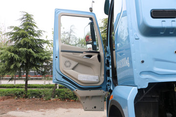 �������� ����H5V 270���� 4X2 6.8�ײ�դʽ�ػ���(LZ5180CCYH5AC1)ͼƬ