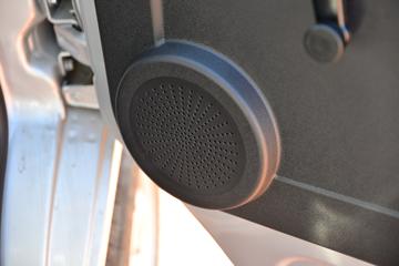 ������Խ��X1 1.3L ���� 91���� 3.05�׵�����������ʽ΢��(����)(SC5031XYKXDD6B1)ͼƬ