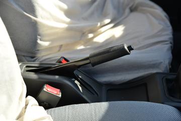 ������Խ��X1 1.3L ���� 91���� 3.05�׵�����������ʽ΢��(����)(SC5031XYKXDD6B1)ͼƬ