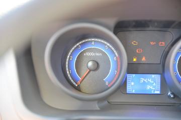 ������Խ��X1 1.3L ���� 91���� 3.05�׵�����������ʽ΢��(����)(SC5031XYKXDD6B1)ͼƬ