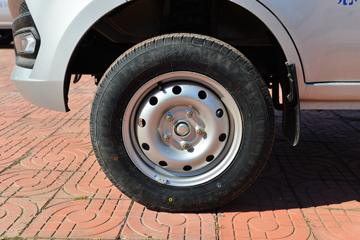 ������Խ��X1 1.3L ���� 91���� 3.05�׵�����������ʽ΢��(����)(SC5031XYKXDD6B1)ͼƬ