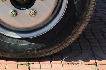 ������Խ��X3 PLUS ������ 1.6L ���� 122���� 2.71��˫������΢��(����)(SC1034NAS6B1)ͼƬ