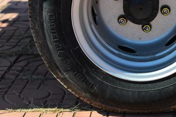 ������Խ��X3 PLUS ������ 1.6L ���� 122���� 2.71��˫������΢��(����)(SC1034NAS6B1)ͼƬ