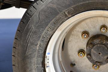 ������Խ��X3 PLUS ������ 1.6L ���� 122���� 3.285�׵�����ʽ΢��(����)(SC5034XXYNGD6B1)ͼƬ