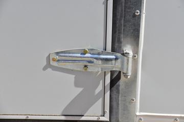 ������Խ��X3 PLUS ������ 1.6L ���� 122���� 3.285�׵�����ʽ΢��(����)(SC5034XXYNGD6B1)ͼƬ