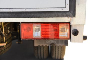 ������Խ��X3 PLUS ������ 1.6L ���� 122���� 3.285�׵�����ʽ΢��(����)(SC5034XXYNGD6B1)ͼƬ