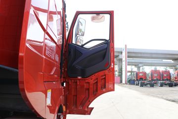 һ����� J6V�ؿ� 560���� 6X4 AMT�Զ���ǣ����(����)(CA4250P66K25T1E6)ͼƬ