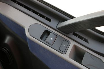 һ����� J6V�ؿ� 560���� 6X4 AMT�Զ���ǣ����(����)(CA4250P66K25T1E6)ͼƬ