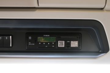 һ����� J6V�ؿ� 560���� 6X4 AMT�Զ���ǣ����(����)(CA4250P66K25T1E6)ͼƬ