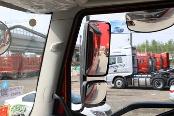 һ����� J6V�ؿ� 560���� 6X4 AMT�Զ���ǣ����(����)(CA4250P66K25T1E6)ͼƬ